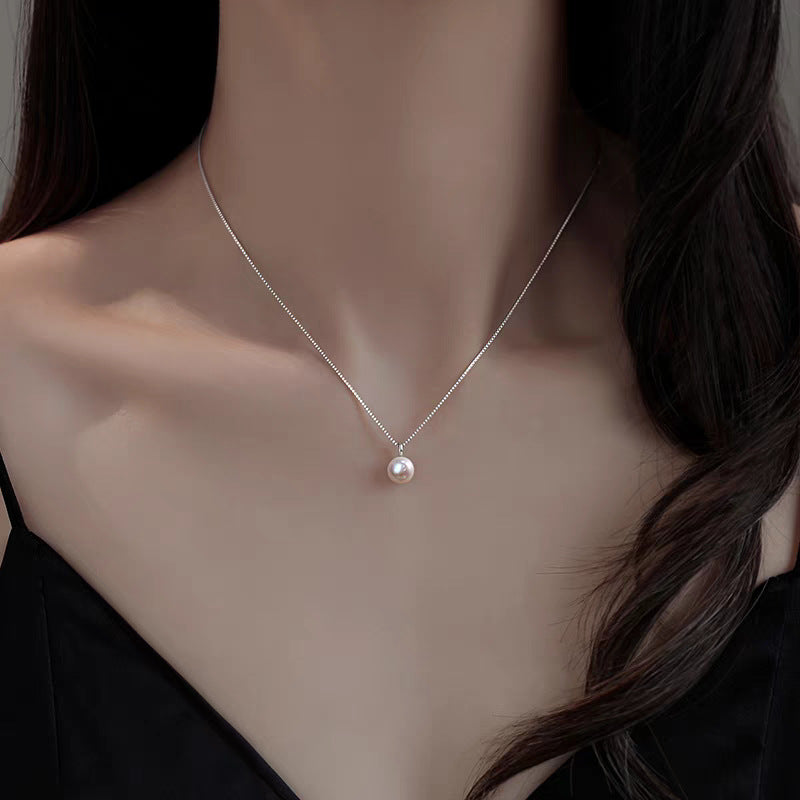 Freshwater Pearl Necklace with Geometric Pendant