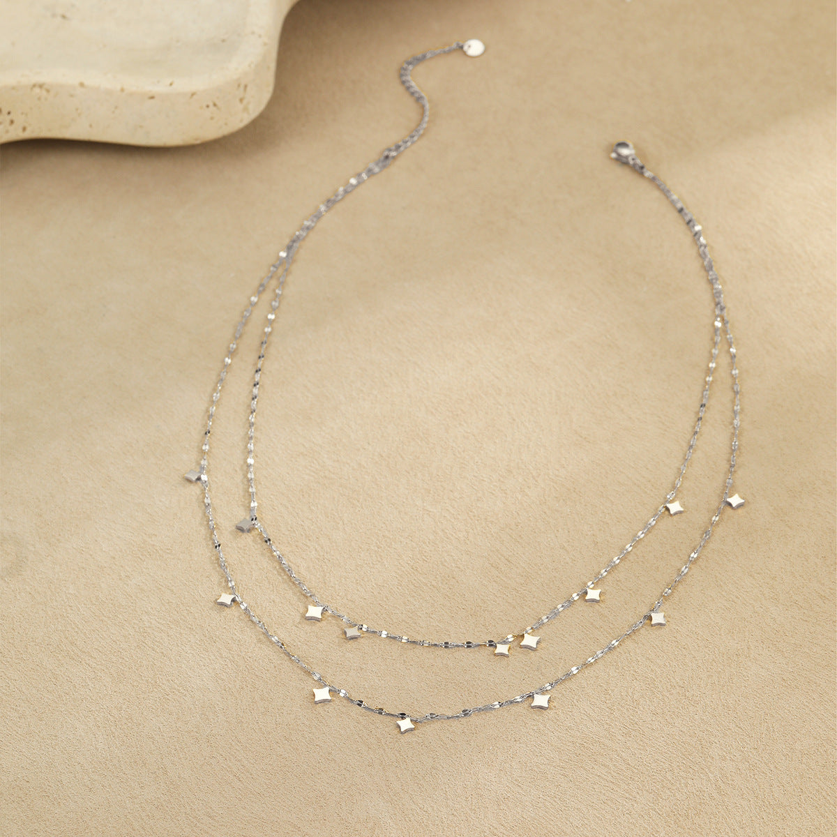 Double-layer stacked necklace